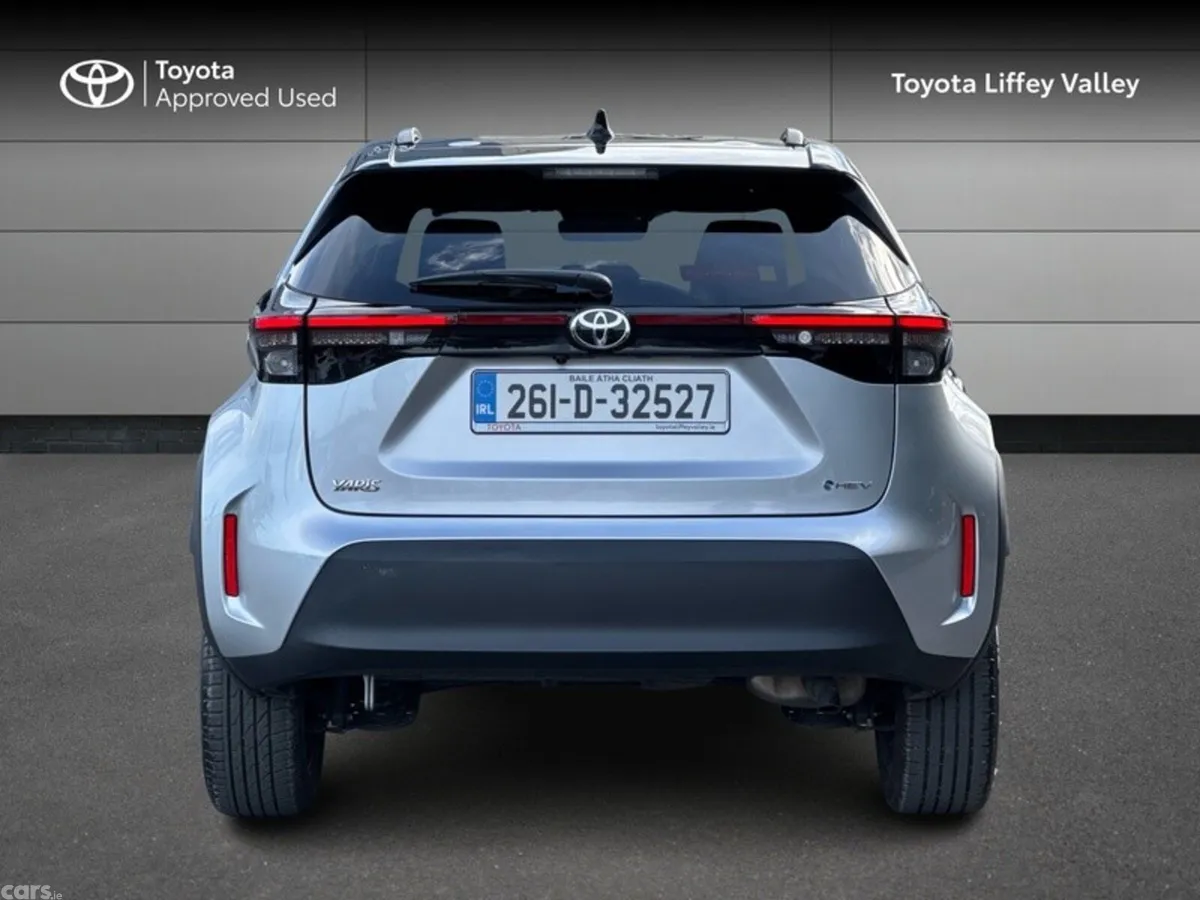 Toyota Yaris Cross Hatchback, Petrol Hybrid, 2026, Grey