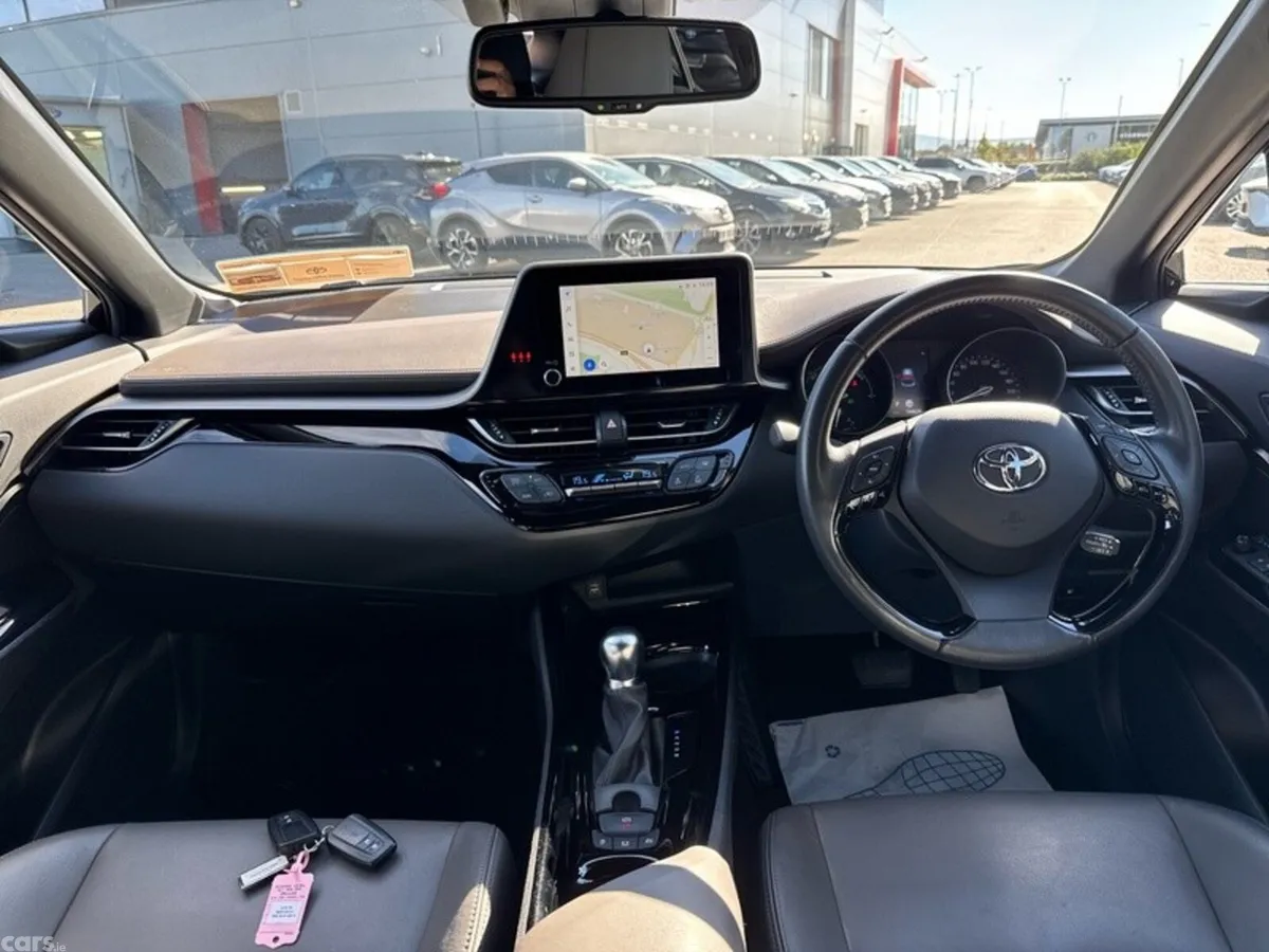 Toyota C-HR SUV, Petrol Hybrid, 2022, Black