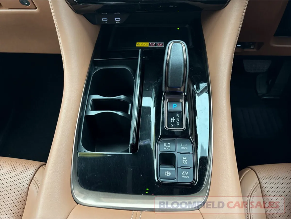 Toyota Alphard MPV, Petrol Hybrid, 2025, Black