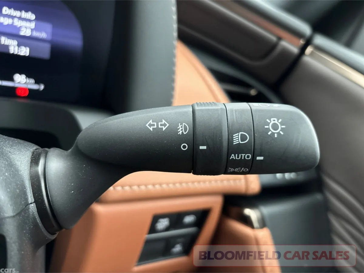 Toyota Alphard MPV, Petrol Hybrid, 2025, Black