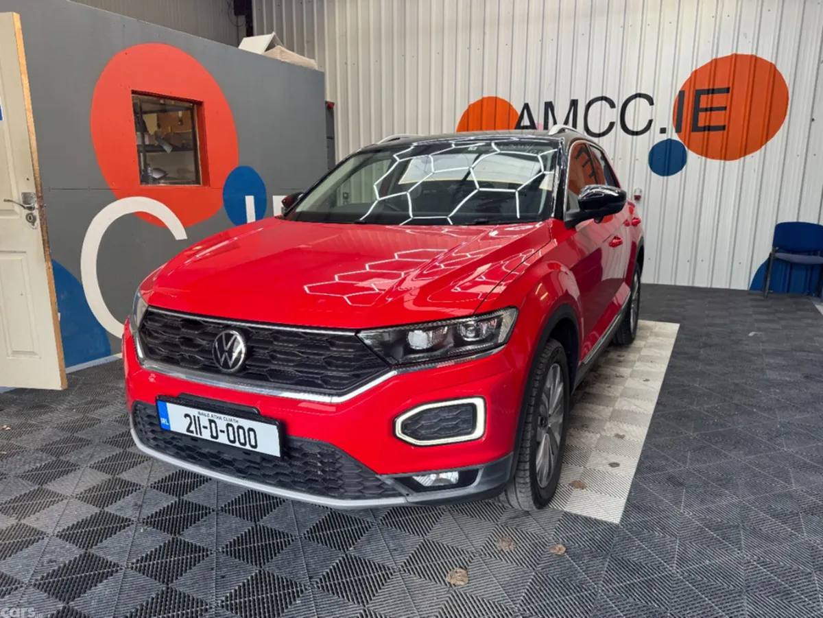 Volkswagen T-Roc SUV, Petrol, 2021, Red