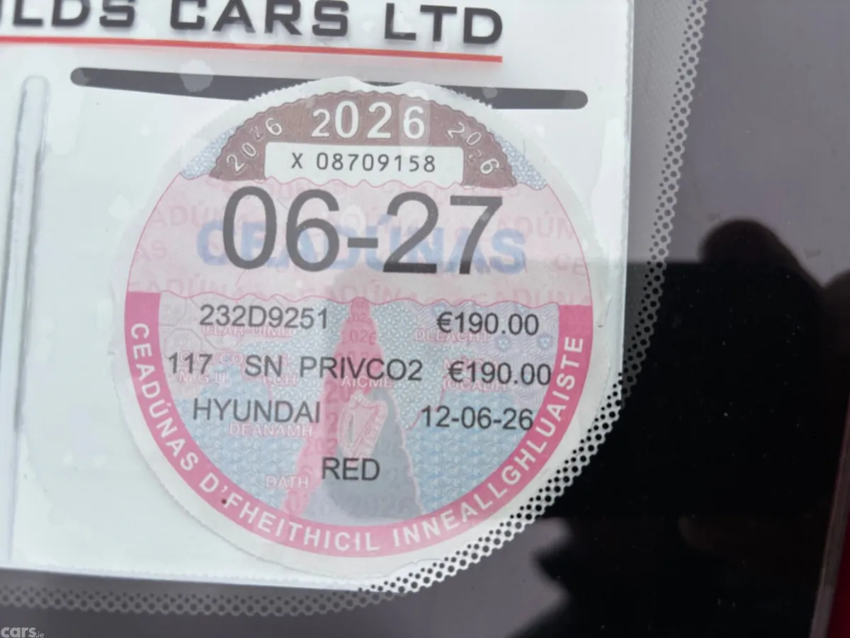 Hyundai i10 Hatchback, Petrol, 2023, Red