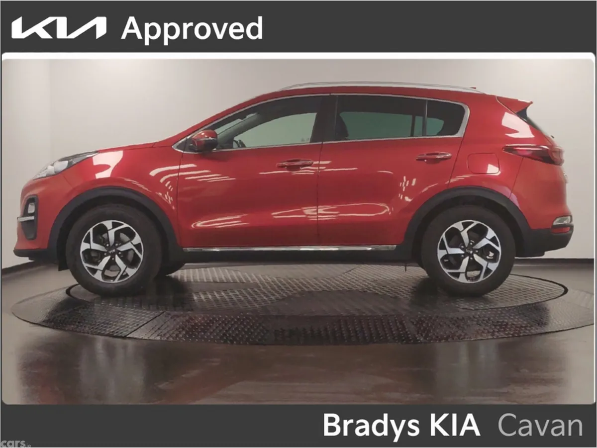 Kia Sportage MPV, Diesel, 2021, Red