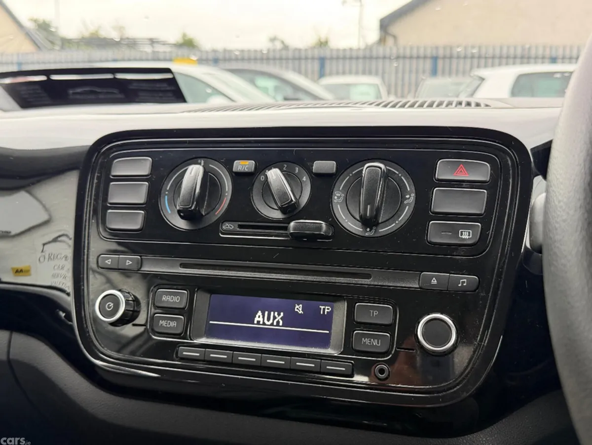 Volkswagen up! Hatchback, Petrol, 2015, White