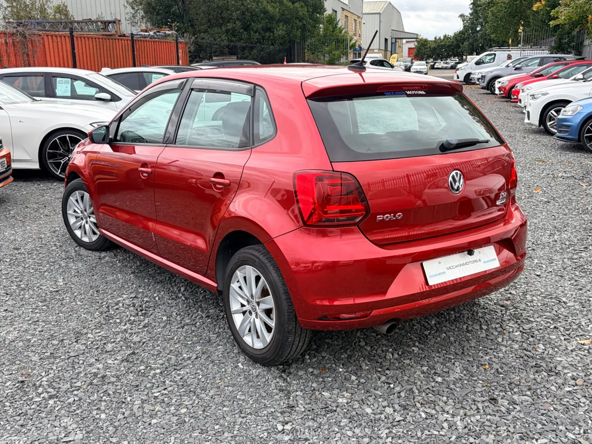 Volkswagen Polo Hatchback, Petrol, 2016, Red