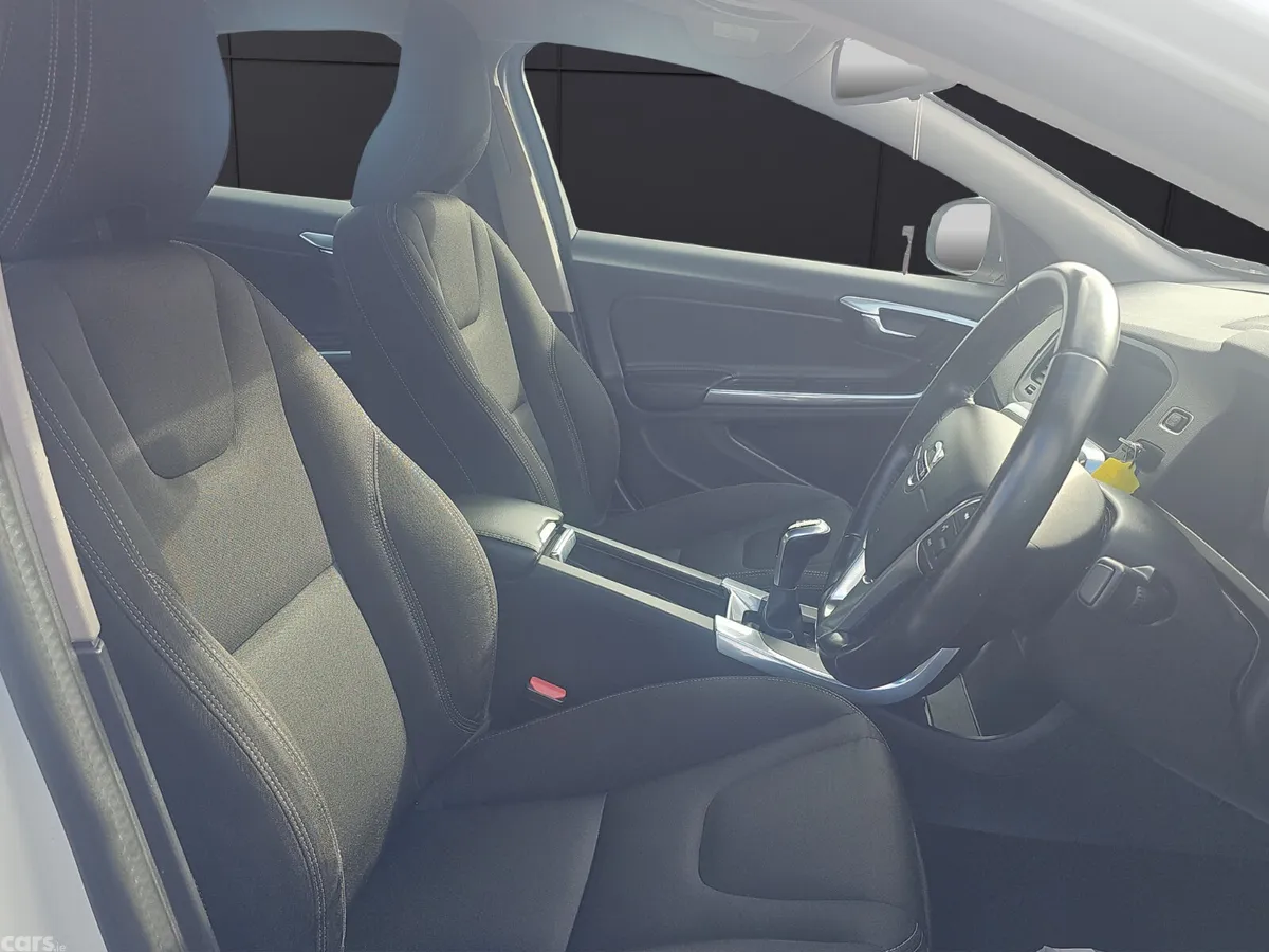 Volvo S60 Saloon, Diesel, 2016, White