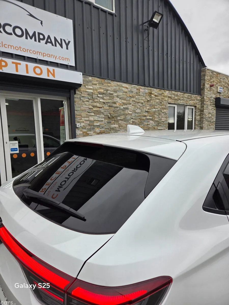 Honda HR-V SUV, Petrol Hybrid, 2025, White