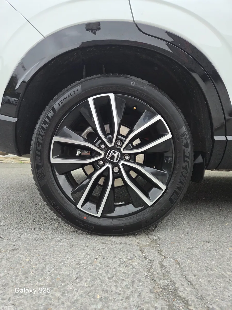 Honda HR-V SUV, Petrol Hybrid, 2025, White