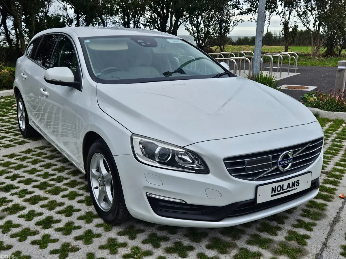 Volvo V60 Estate, Diesel, 2016, White