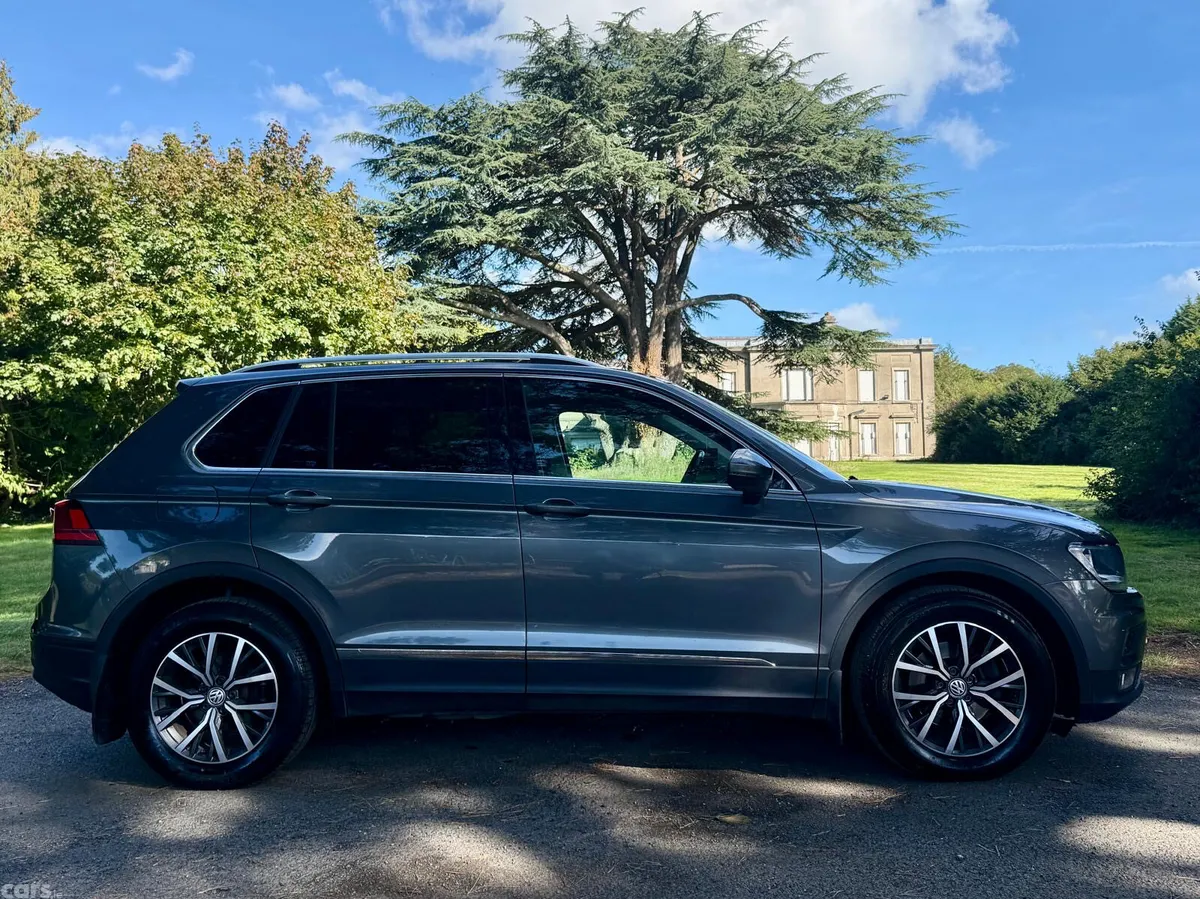 Volkswagen Tiguan SUV, Diesel, 2018, Grey