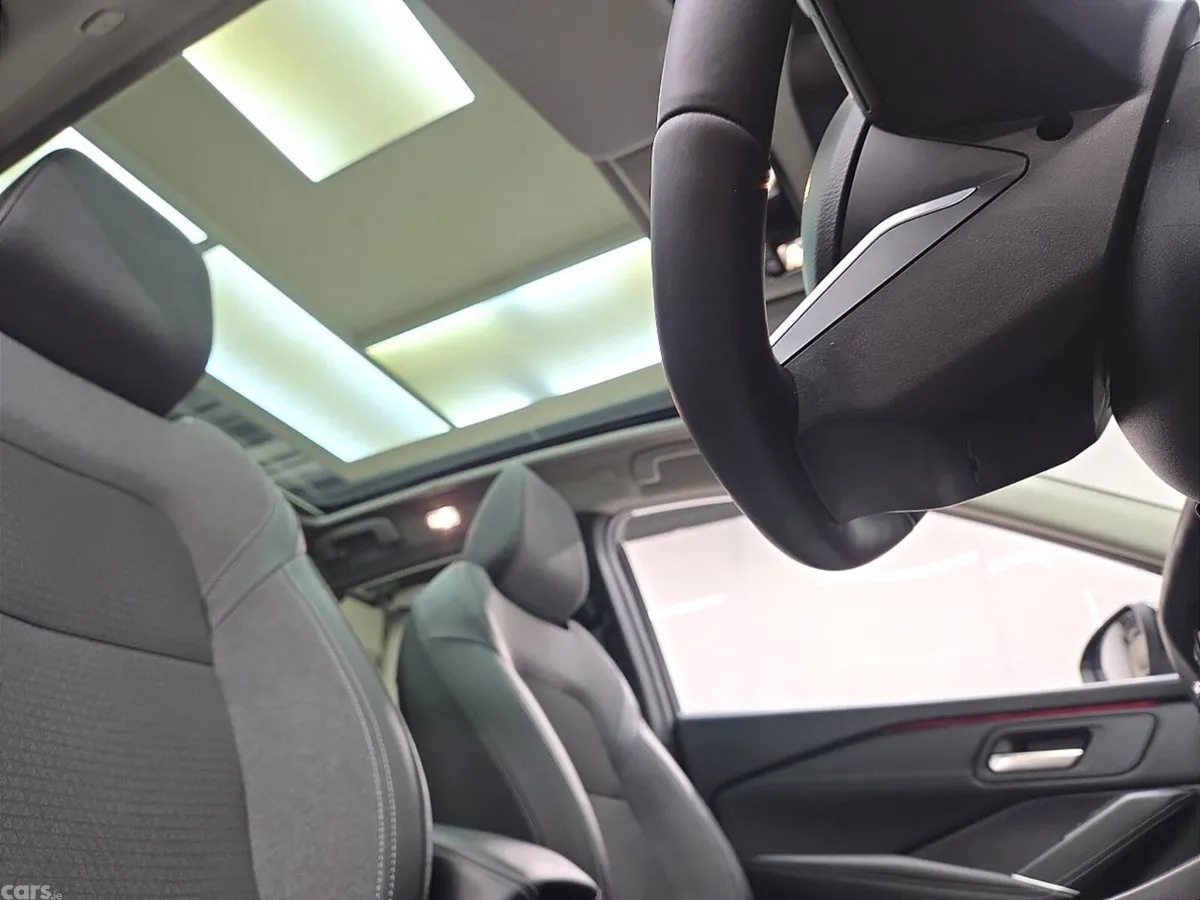Nissan Qashqai MPV, Petrol Hybrid, 2026, Black