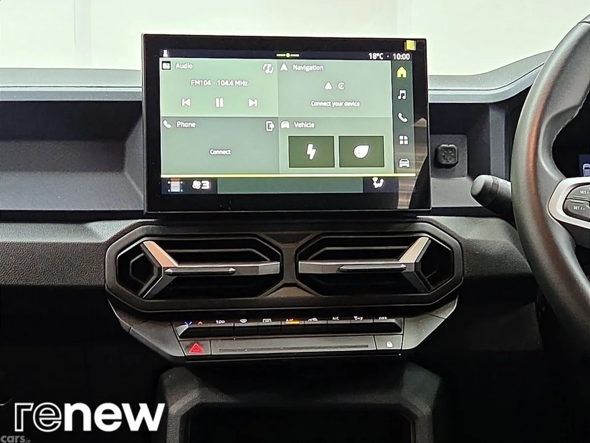 Dacia Duster SUV, Petrol Hybrid, 2026, Grey