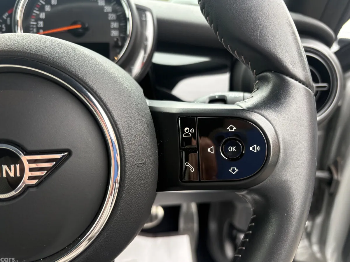 Mini Cooper Hatchback, Petrol, 2023, Grey
