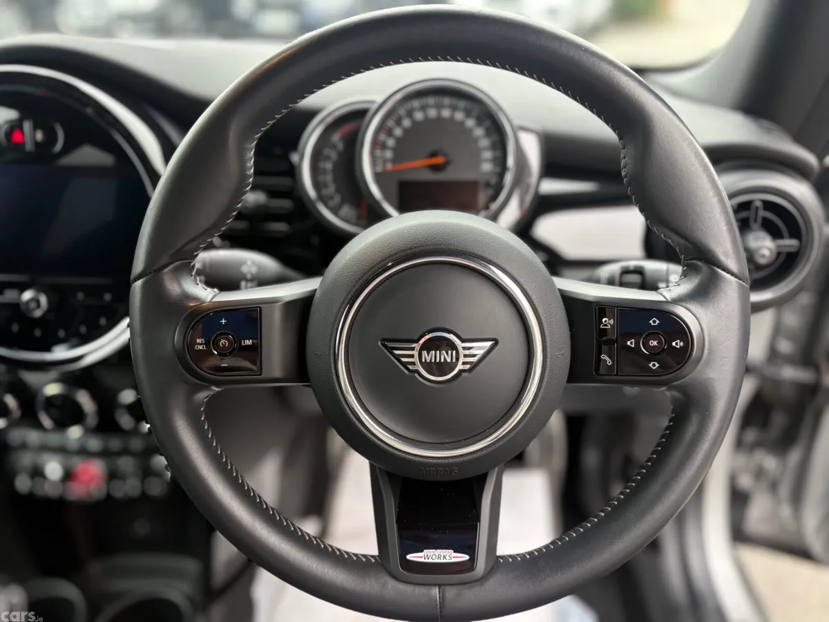 Mini Cooper Hatchback, Petrol, 2023, Grey