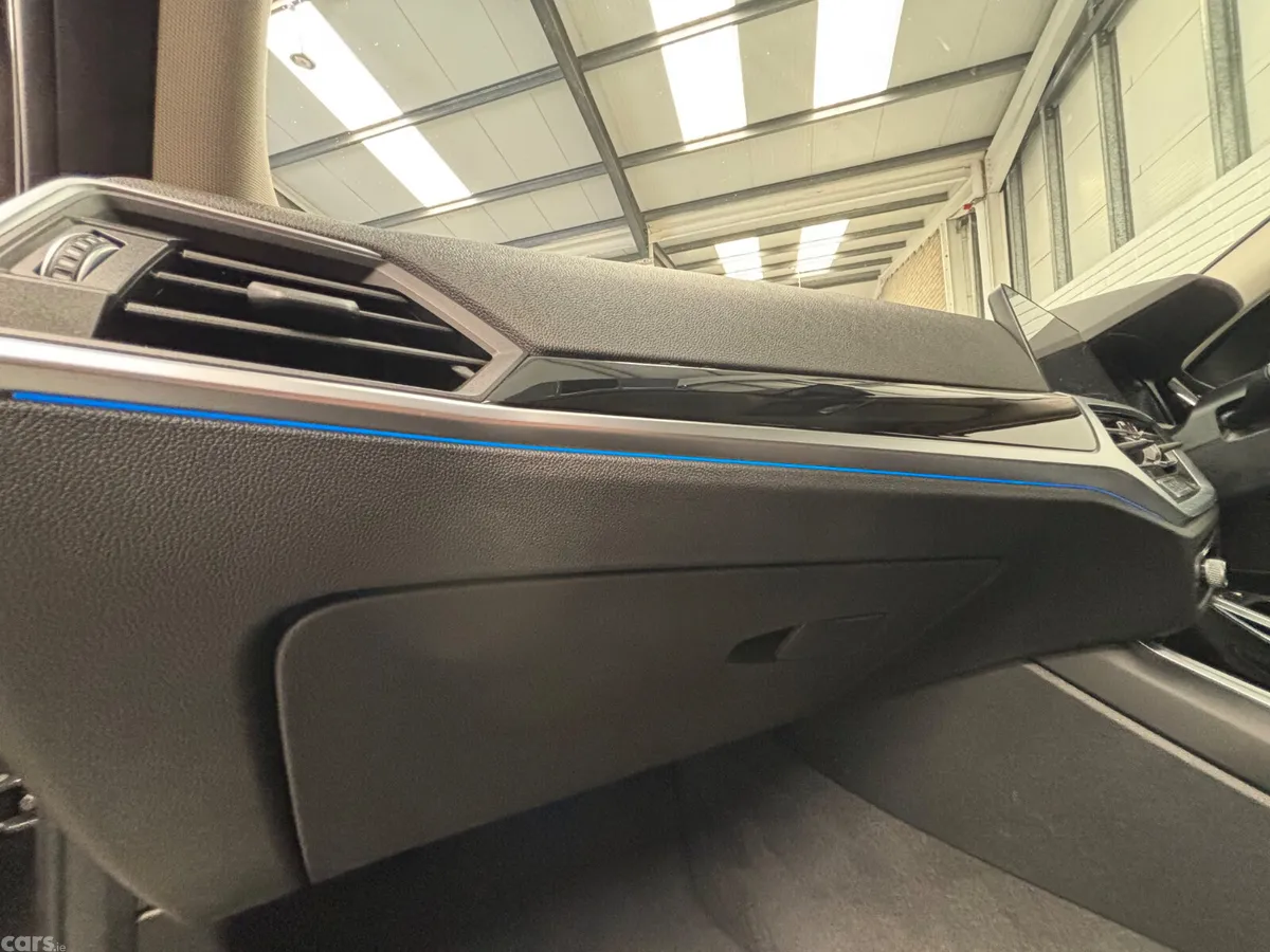 BMW 3-Series Estate, Petrol Plug-in Hybrid, 2022, Grey
