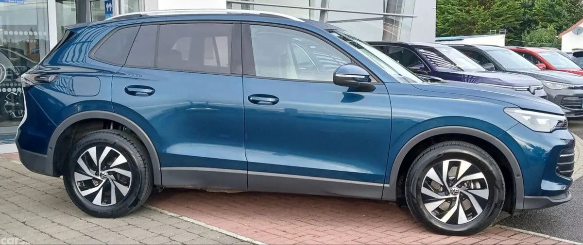 Volkswagen Tiguan SUV, Diesel, 2024, Blue