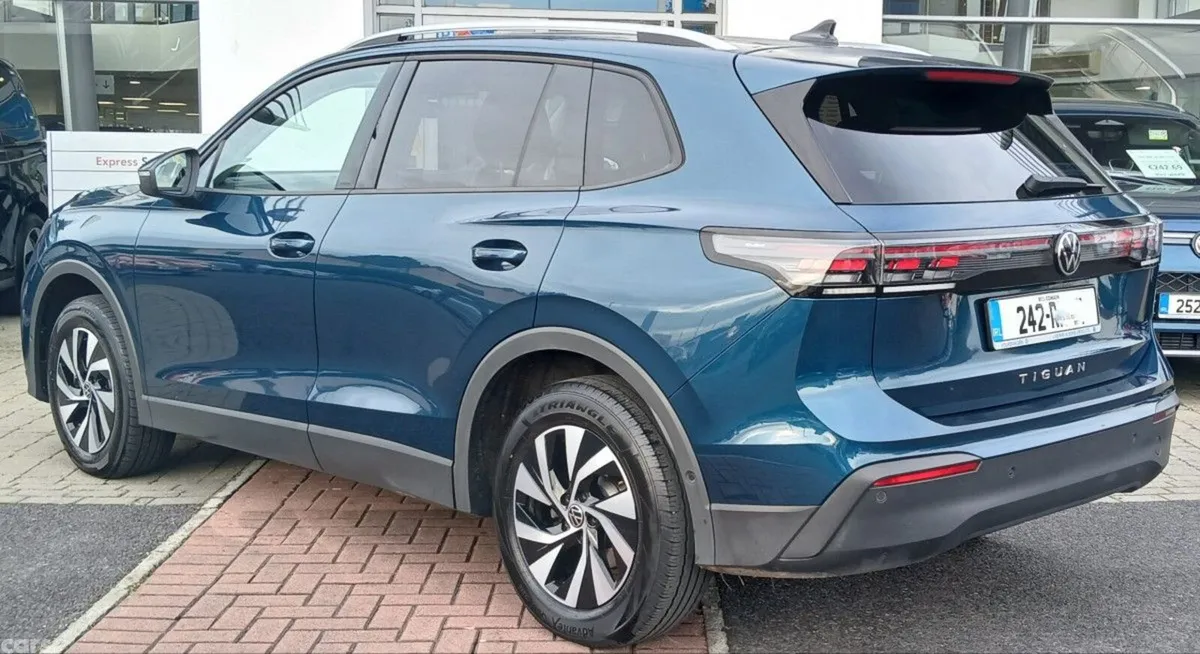 Volkswagen Tiguan SUV, Diesel, 2024, Blue