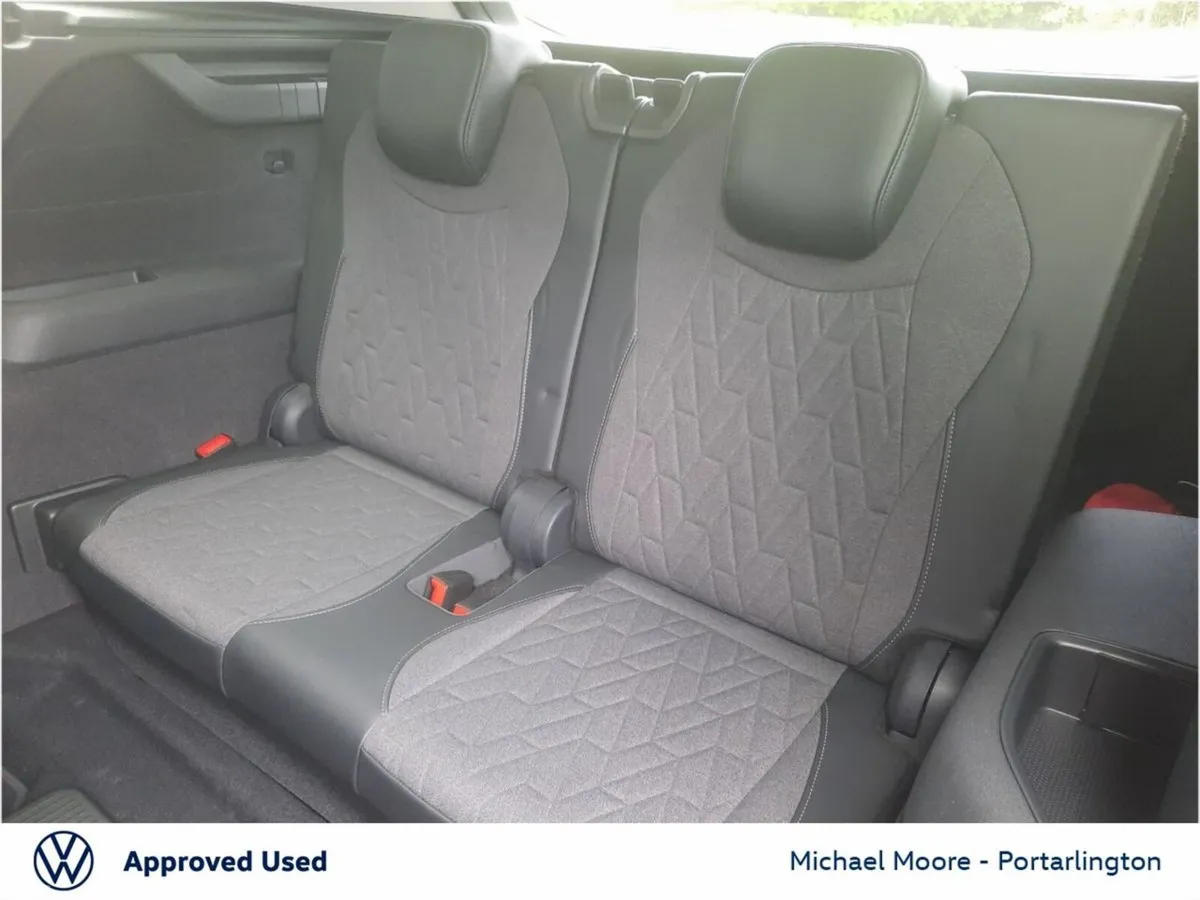 Volkswagen Tayron Estate, Diesel, 2026, Black