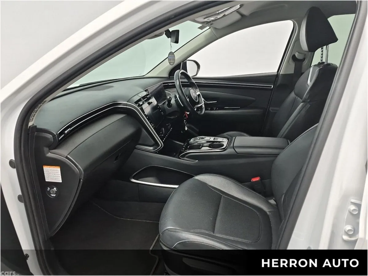 Hyundai Tucson SUV, Petrol Hybrid, 2023, White