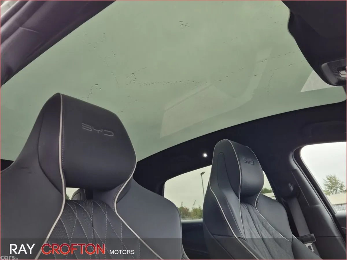 BYD SEAL Saloon, Electric, 2024, Green