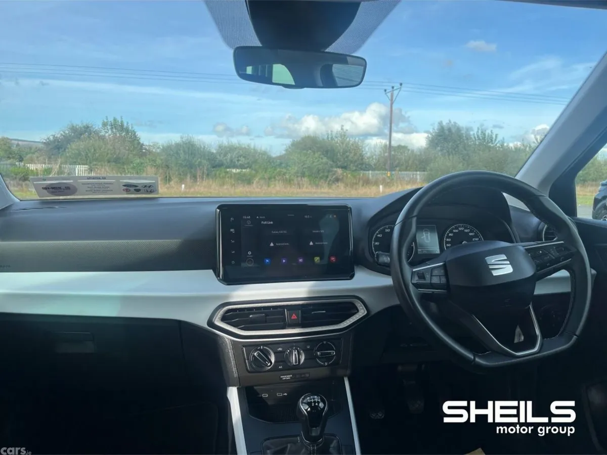 SEAT Arona SUV, Petrol, 2022, Black
