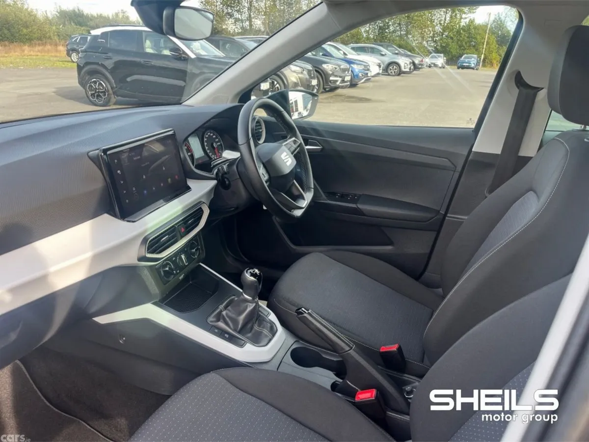 SEAT Arona SUV, Petrol, 2022, Black