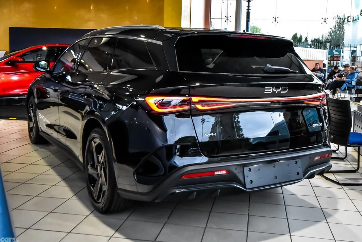 BYD Seal 6 Hatchback, Petrol Plug-in Hybrid, 2026, Black