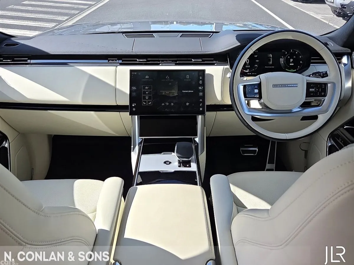 Land Rover Range Rover SUV, Petrol Hybrid, 2025, Gold