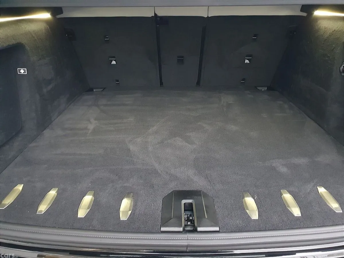 BMW XM SUV, Petrol Plug-in Hybrid, 2026, Grey