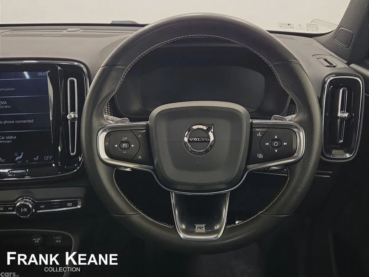 Volvo XC40 Estate, Diesel, 2020, Grey