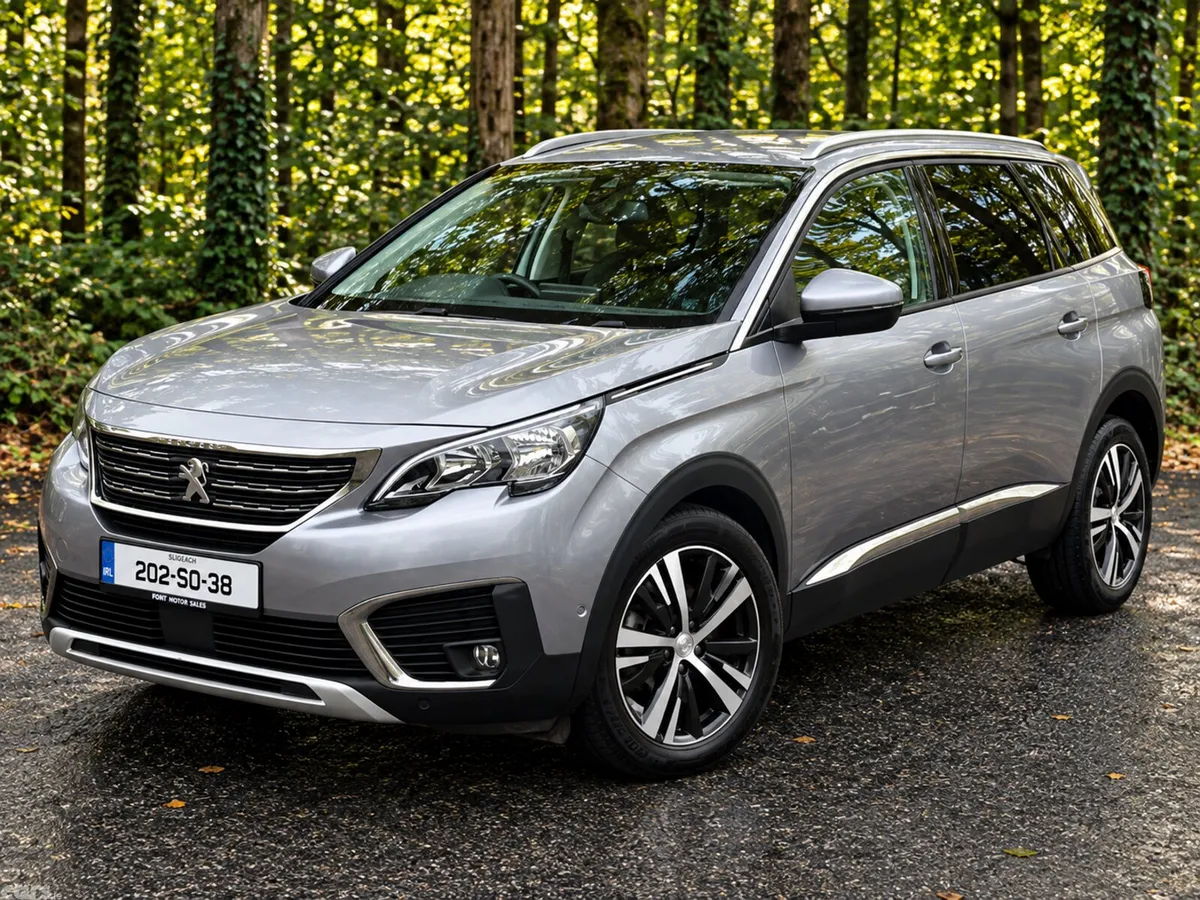 Peugeot 5008 MPV, Diesel, 2020, Grey