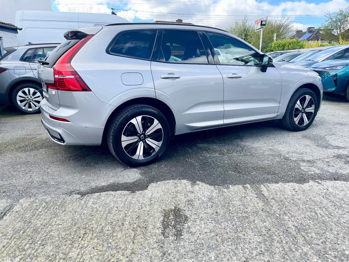 Volvo XC60 SUV, Petrol Plug-in Hybrid, 2023, Grey