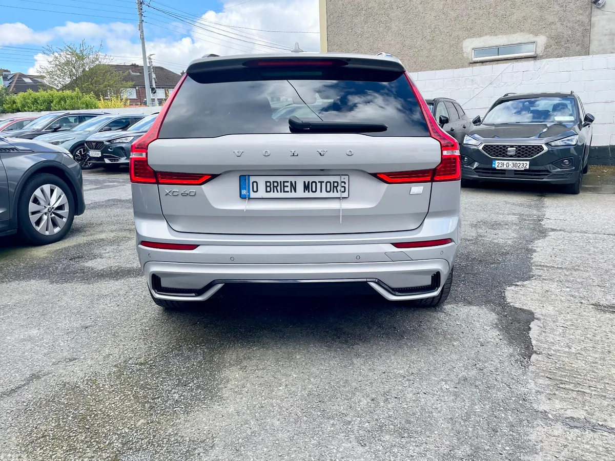 Volvo XC60 SUV, Petrol Plug-in Hybrid, 2023, Grey