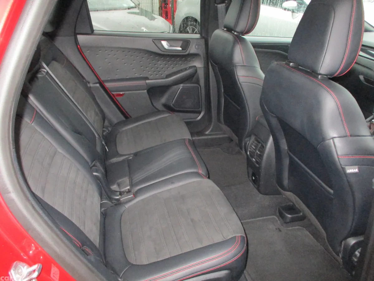Ford Kuga SUV, Diesel, 2020, Red