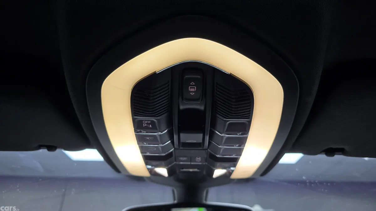 Porsche Cayenne SUV, Petrol Plug-in Hybrid, 2015, White