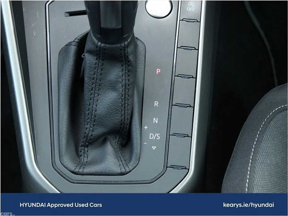 Volkswagen Polo Hatchback, Petrol, 2021, Black