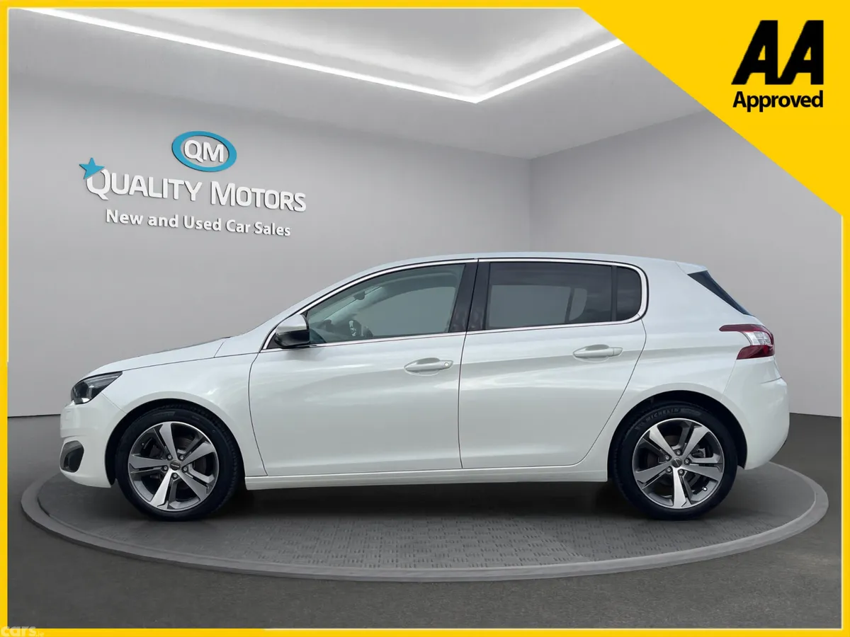 Peugeot 308 Hatchback, Diesel, 2017, White