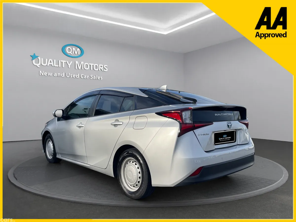 Toyota Prius Hatchback, Petrol Hybrid, 2023, Silver