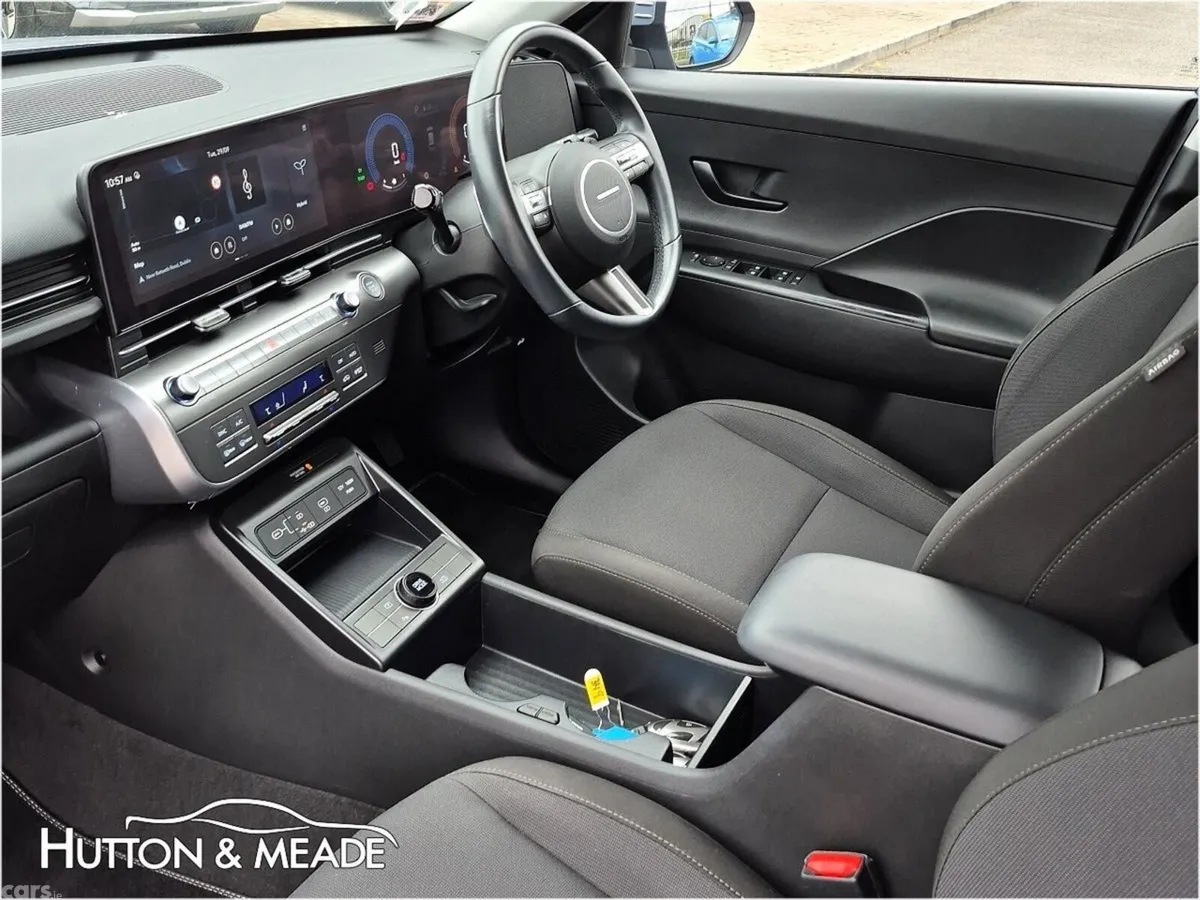 Hyundai KONA SUV, Petrol Hybrid, 2024, Blue