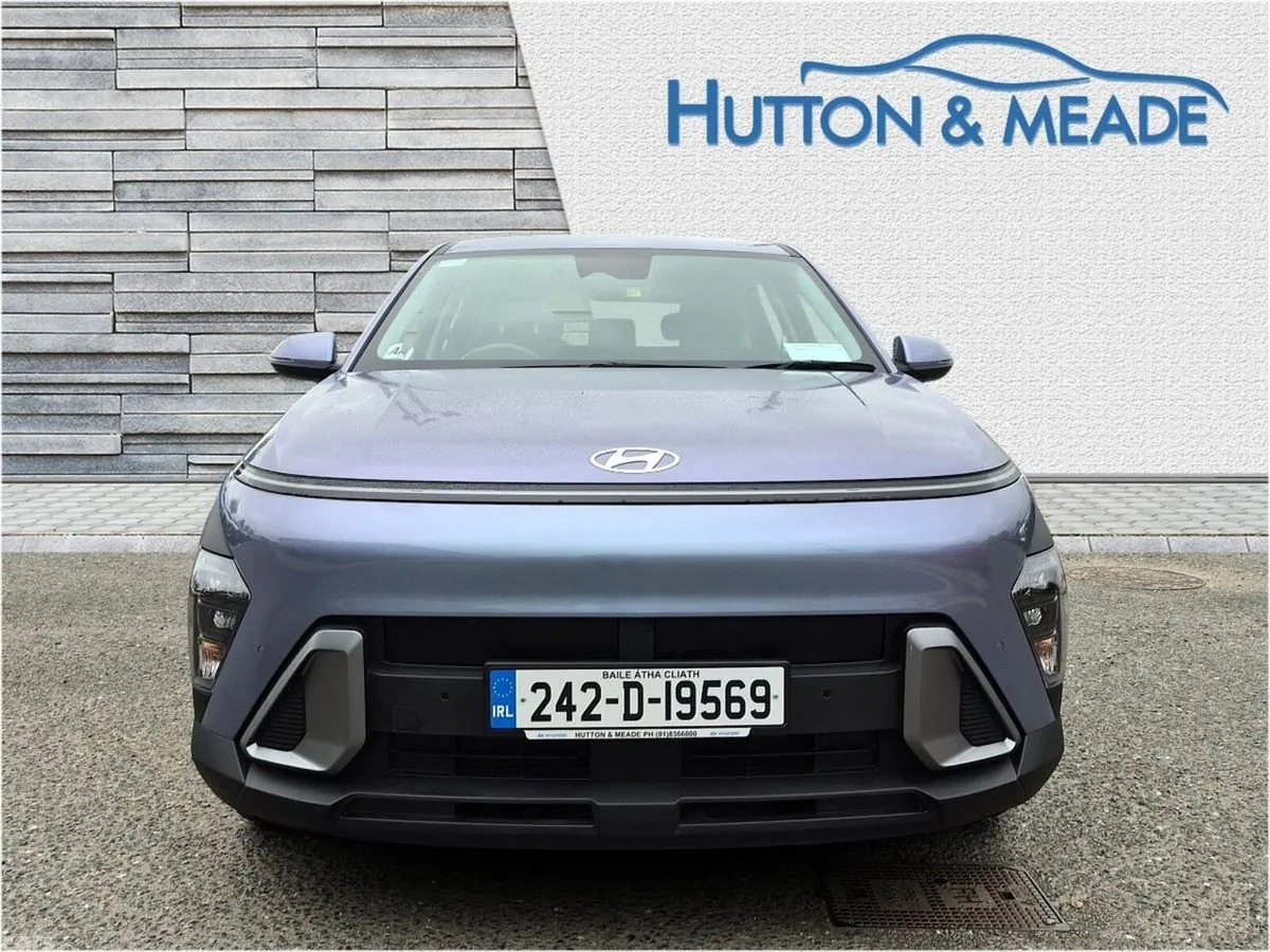 Hyundai KONA SUV, Petrol Hybrid, 2024, Blue