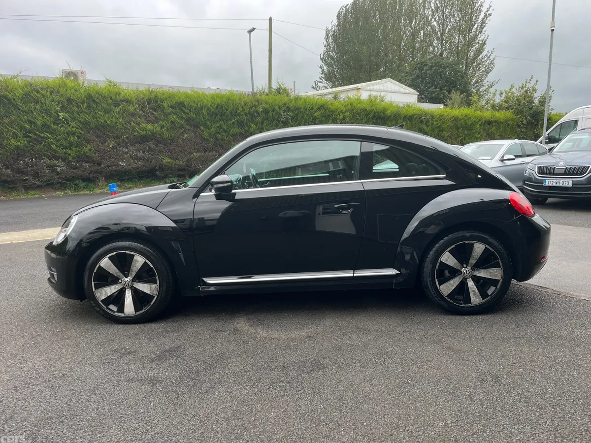 Volkswagen Beetle Hatchback, Petrol, 2015, Black