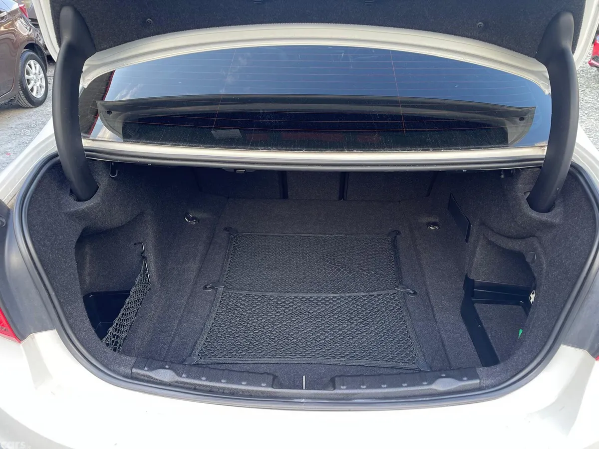 BMW 3-Series Saloon, Diesel, 2013, White