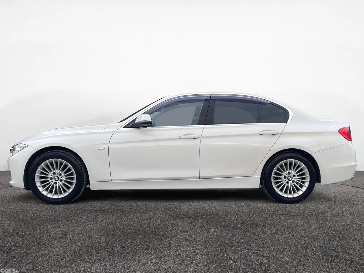 BMW 3-Series Saloon, Diesel, 2013, White