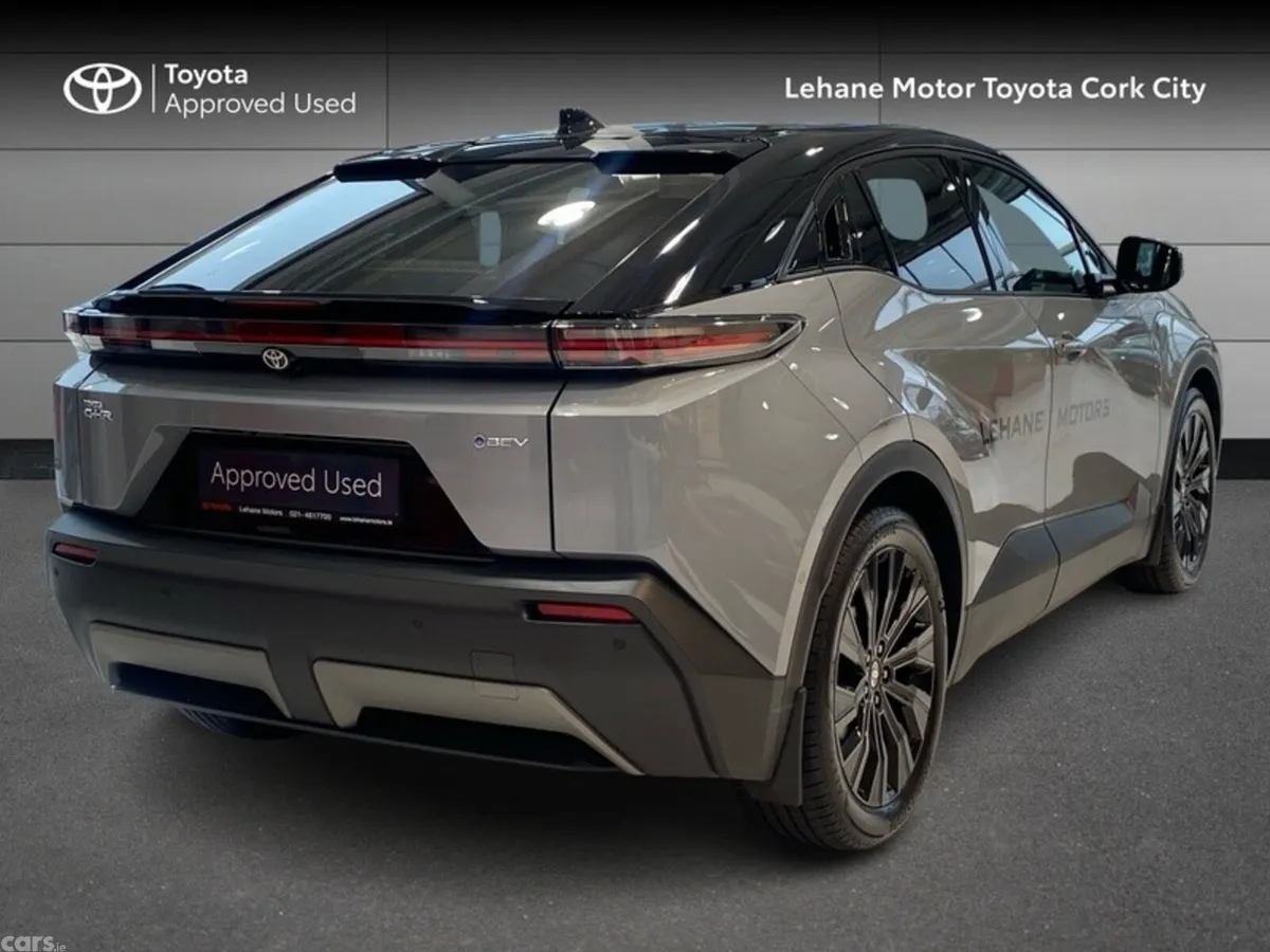 Toyota C-HR Estate, Electric, 2026, Grey