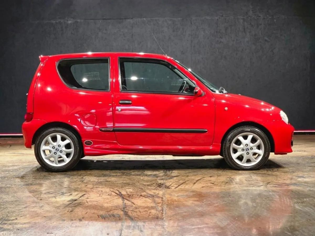 Fiat Seicento Hatchback, Petrol, 2001, Red