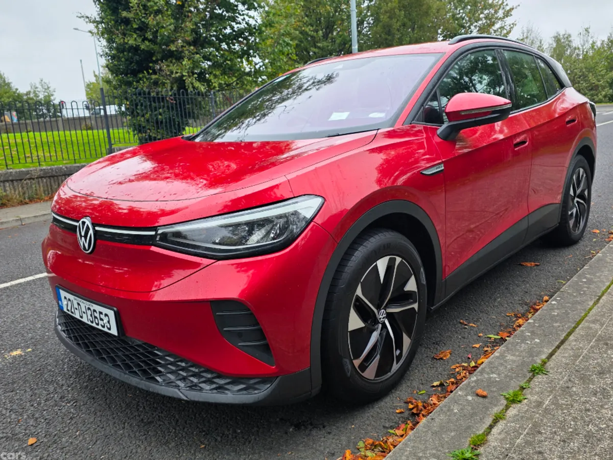 Volkswagen ID.4 Hatchback, Electric, 2022, Red