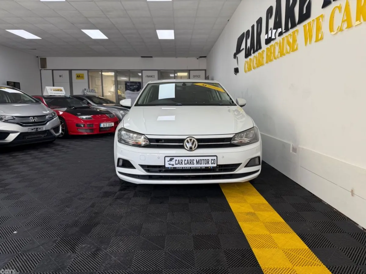 Volkswagen Polo Hatchback, Petrol, 2018, White