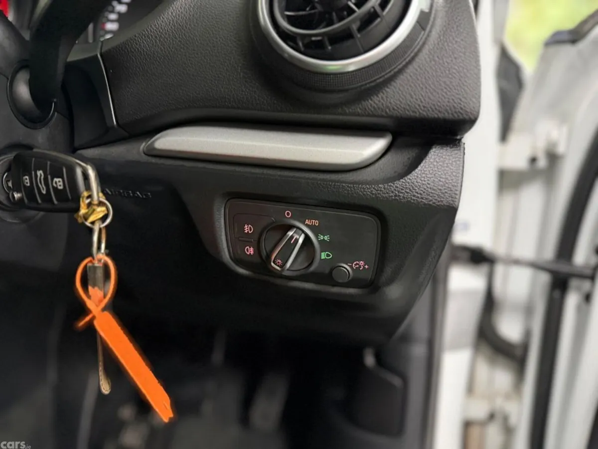 Audi A3 Hatchback, Petrol, 2014, White
