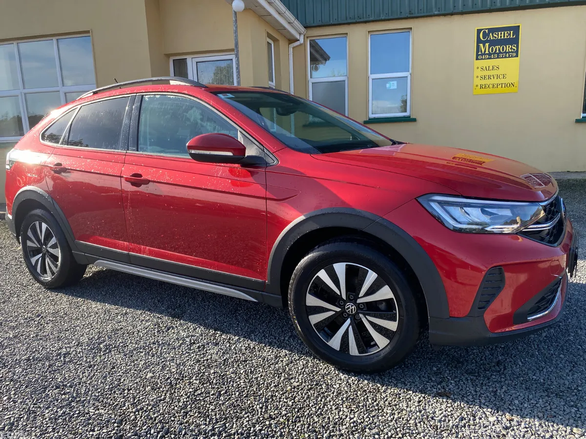 Volkswagen Taigo Hatchback, Petrol, 2022, Red