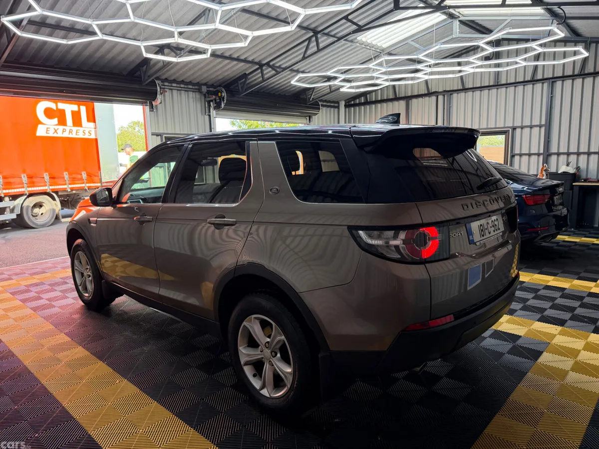Land Rover Discovery Sport SUV, Diesel, 2018, Grey